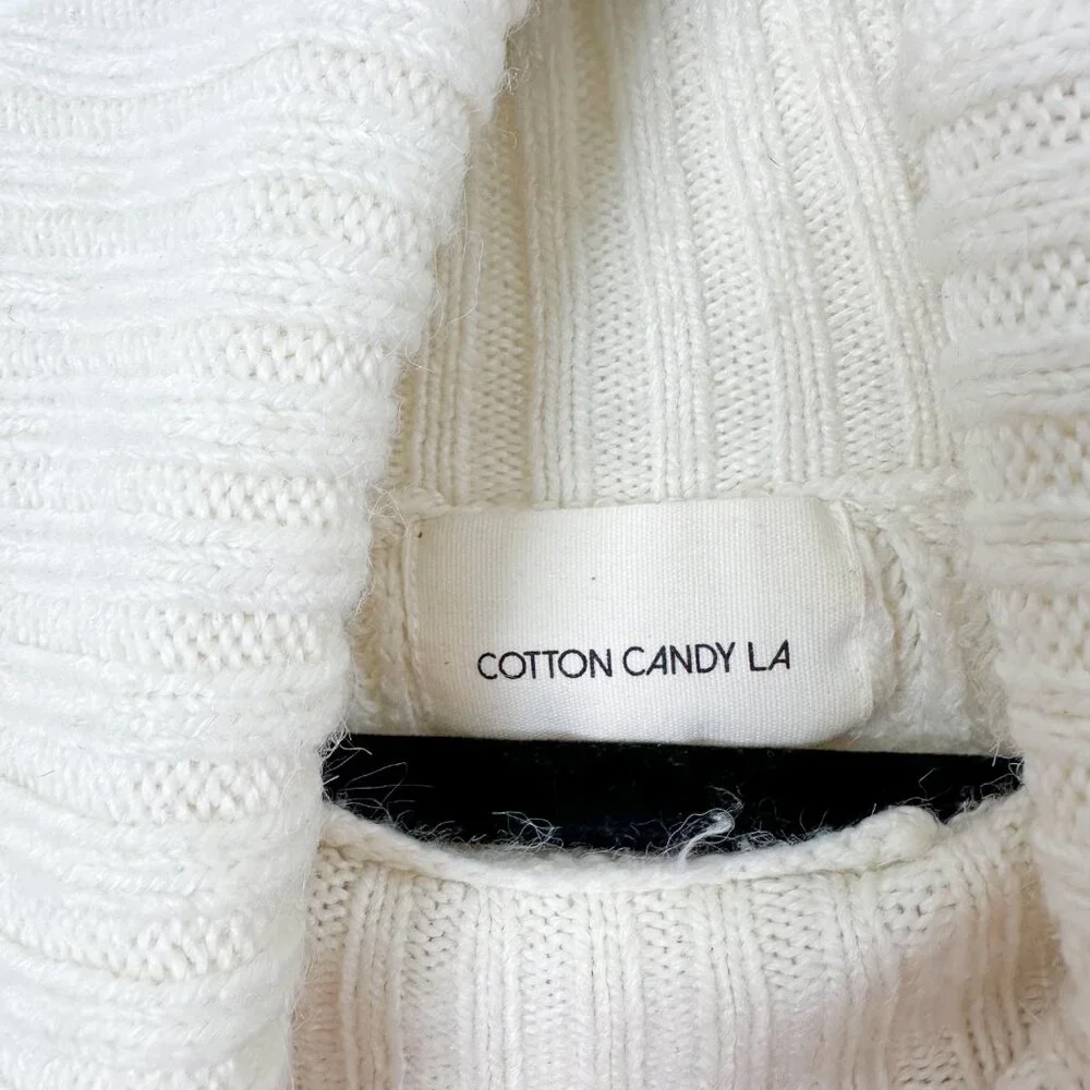 Cotton Candy LA | Turtleneck Ribbed Knit Sweater in Ivory White‎ Size M/L - Picture 5 of 6